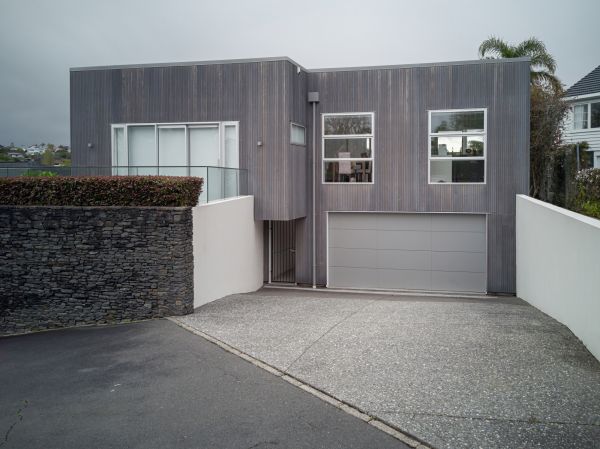 Driveway Entrance Repair in Elgin