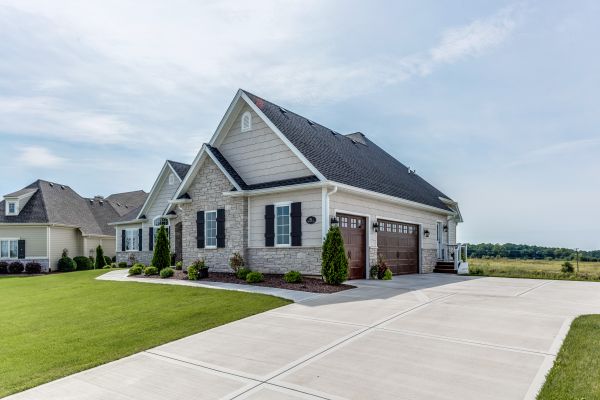 Driveway Damage Repair in Elgin