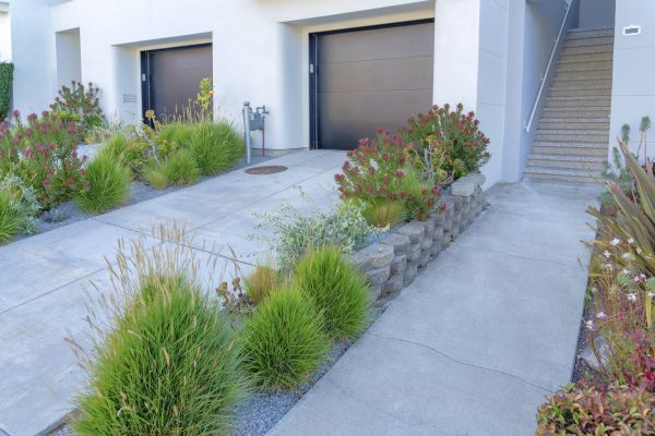 Driveway Sidewalk Repair in Elgin