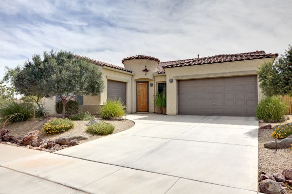 Concrete Driveway Repair in Elgin